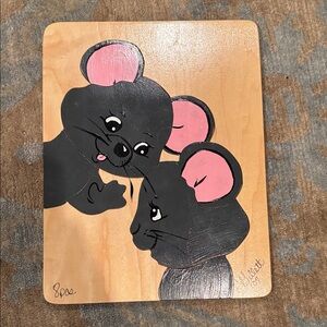 Handcrafted wooden Mouse puzzle on Wood